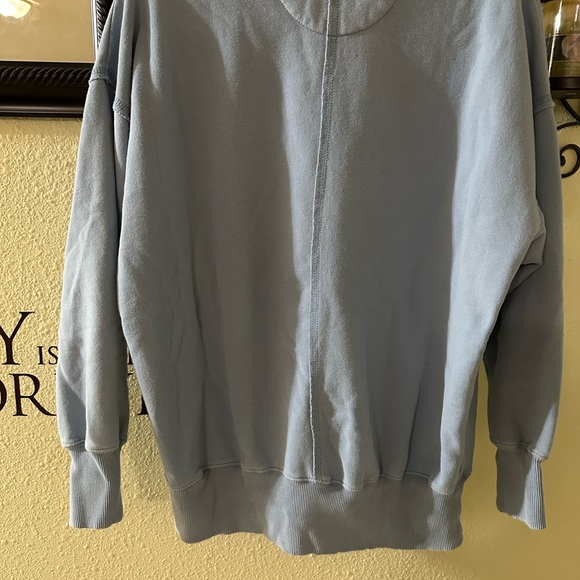 EUC HOST PICK AMERICAN EAGLE Sweatshirt - Picture 9 of 11